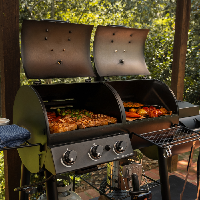 Oklahoma Joe's Canyon Combo Charcoal/Gas Smoker & Grill